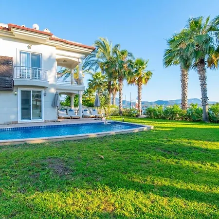 Fethiye-calis'ta 5 Yatak Odali 10 Kisilik Coral 6 فيلة فتحية
