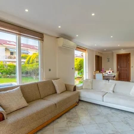 Fethiye-calis'ta 5 Yatak Odali 10 Kisilik Coral 6 فيلة *