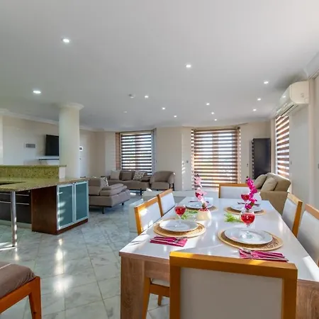 Fethiye-calis'ta 5 Yatak Odali 10 Kisilik Coral 6 فيلة *