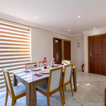 Fethiye-calis'ta 5 Yatak Odali 10 Kisilik Coral 6 فتحية