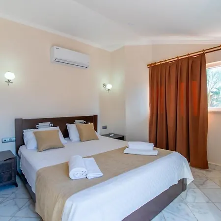 Fethiye-calis'ta 5 Yatak Odali 10 Kisilik Coral 6 فيلة فتحية