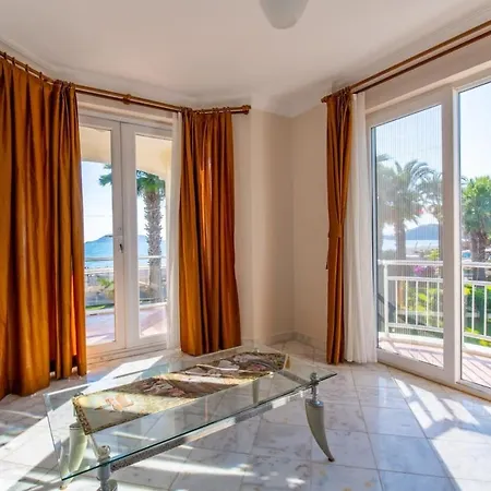 Fethiye-calis'ta 5 Yatak Odali 10 Kisilik Coral 6 فيلة
