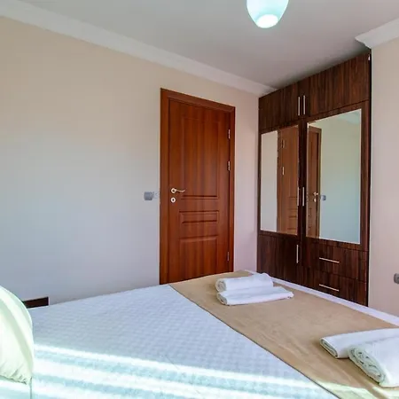 Fethiye-calis'ta 5 Yatak Odali 10 Kisilik Coral 6 فيلة *