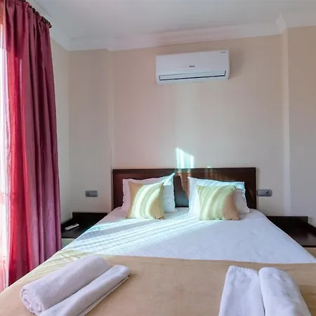 Fethiye-calis'ta 5 Yatak Odali 10 Kisilik Coral 6 فيلة فتحية