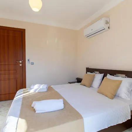 Fethiye-calis'ta 5 Yatak Odali 10 Kisilik Coral 6 فيلة *