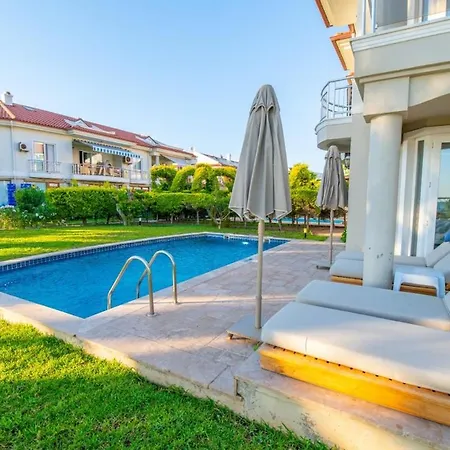 Fethiye-calis'ta 5 Yatak Odali 10 Kisilik Coral 6 فيلة